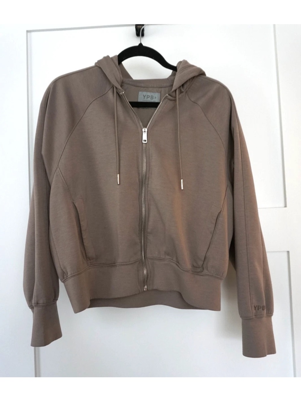 Abercrombie & Fitch YPB NeoKNIT Active Full-Zip Hoodie Oat Brown Medium